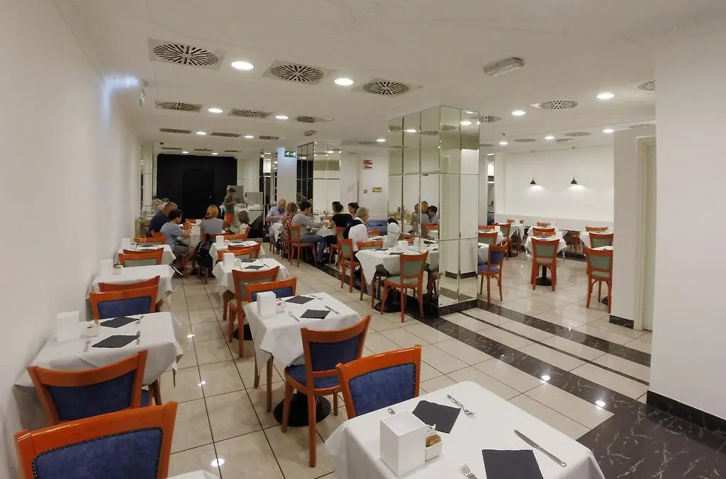 Ih Hotels Milano Puccini