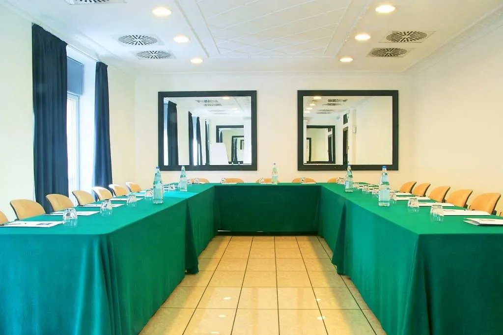 Ih Hotels Milano Puccini